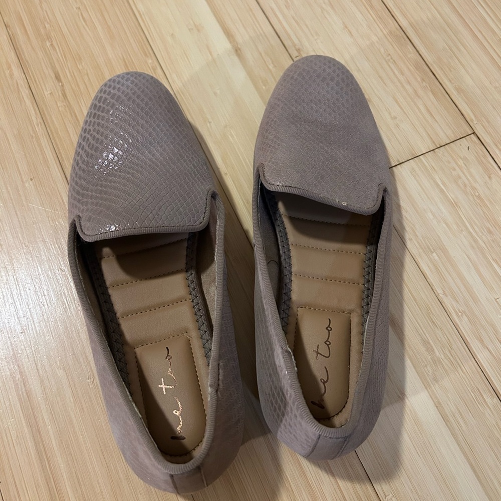 Me Toos size 8.5.   Hardly worn.